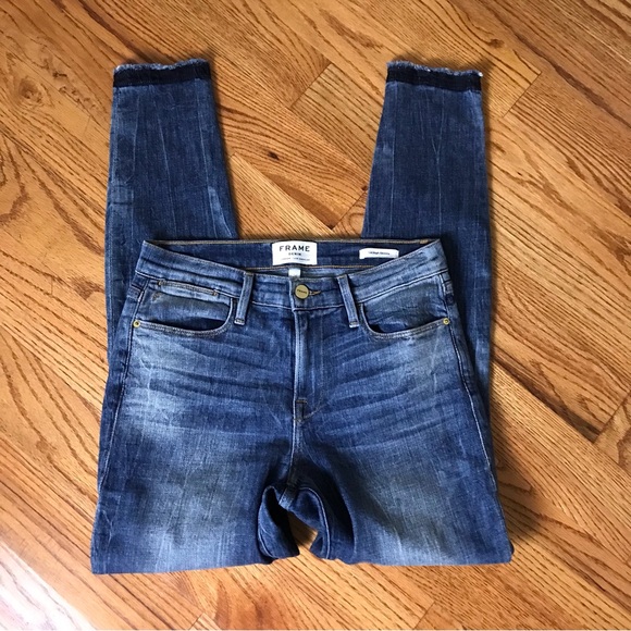 Frame Le High Skinny Jeans - Picture 2 of 9